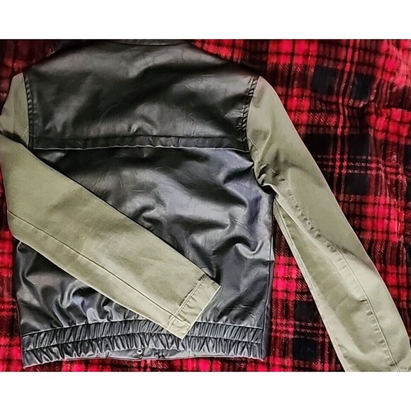 Sans Souci Black Faux Leather Green Army Sleeves Hidden Zip Jacket - Size Small - Picture 14 of 14